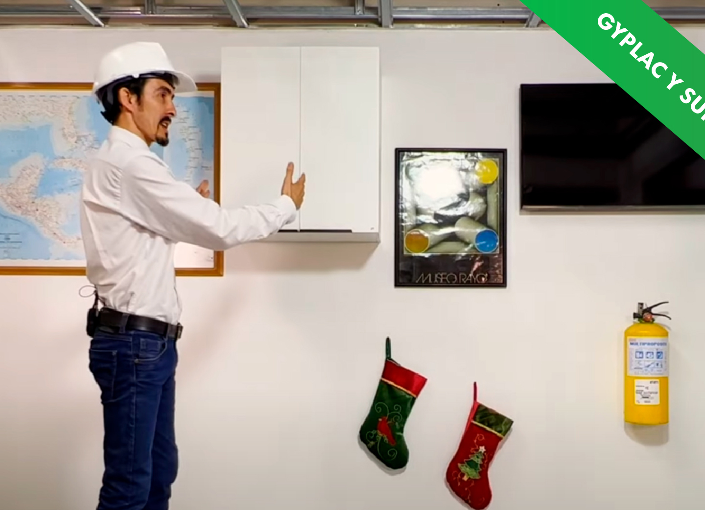 ¿Se pueden colgar elementos en el sistema de construcción en seco?