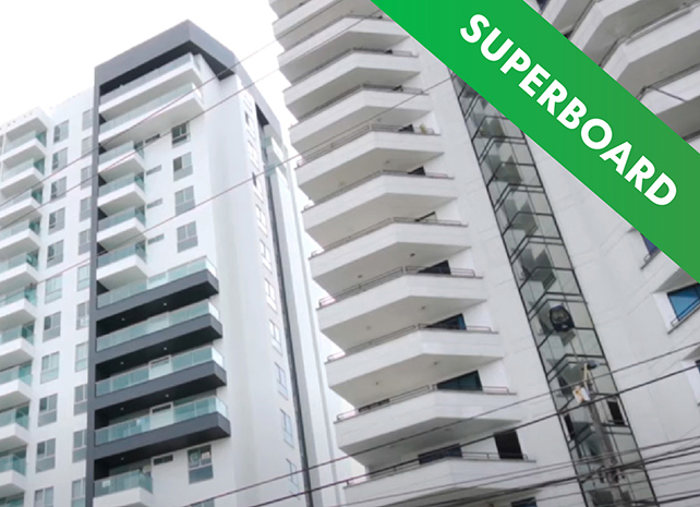 Apartamentos Laureles Epic Aplicación Superboard Fachadas Superficie Pulida y Bordes Biselados